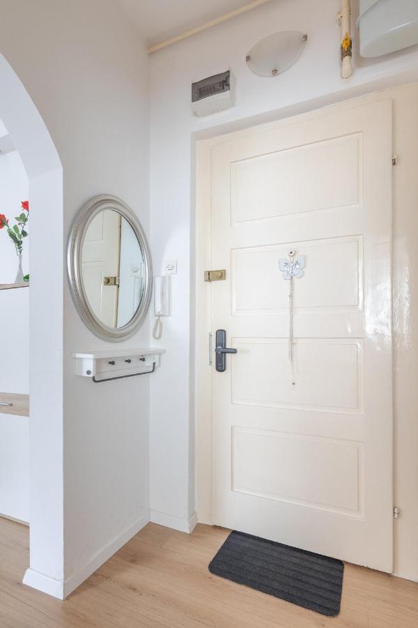 Lisinski Apartment With Private Parking Zagabria Esterno foto