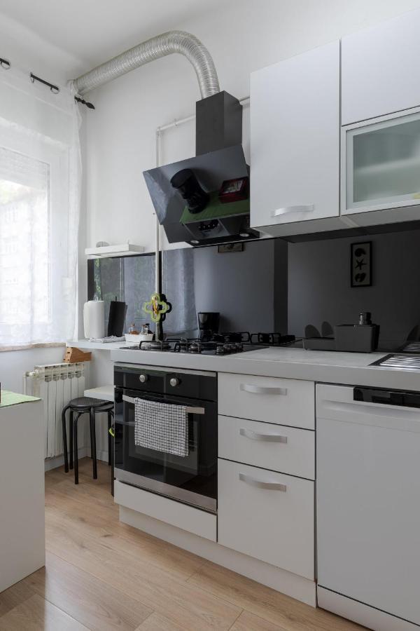 Lisinski Apartment With Private Parking Zagabria Esterno foto